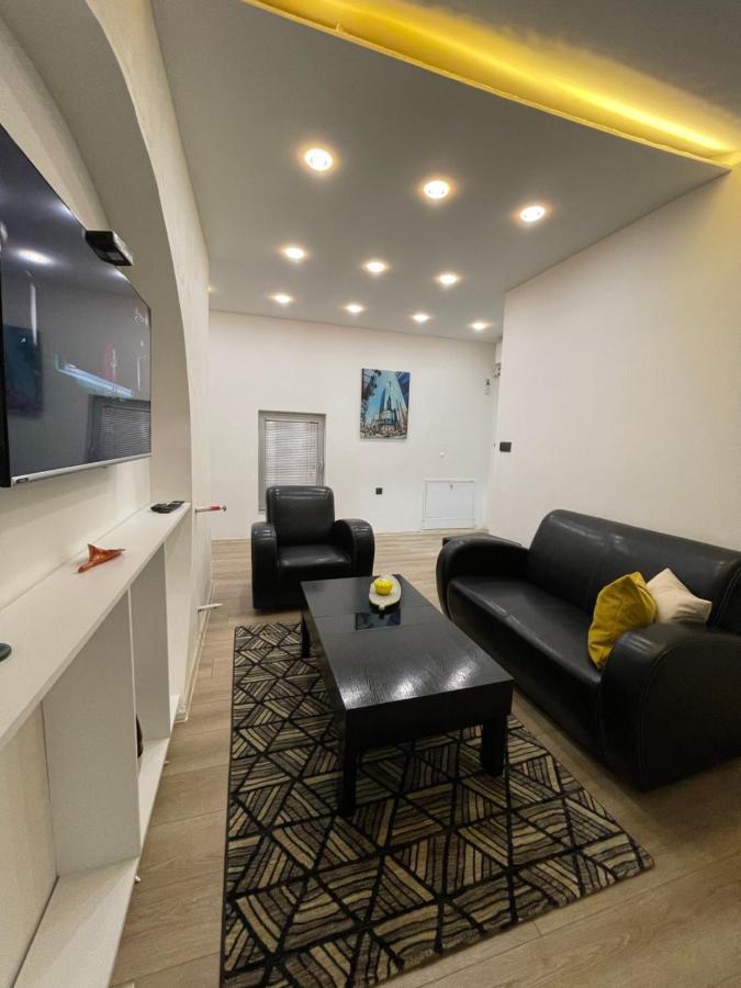 Luna Apartment Нови пазар Екстериор снимка