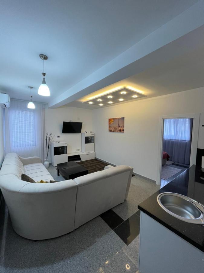 Luna Apartment Нови пазар Екстериор снимка